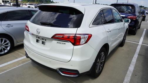 White Diamond Pearl 2017 Acura RDX Advance Package
