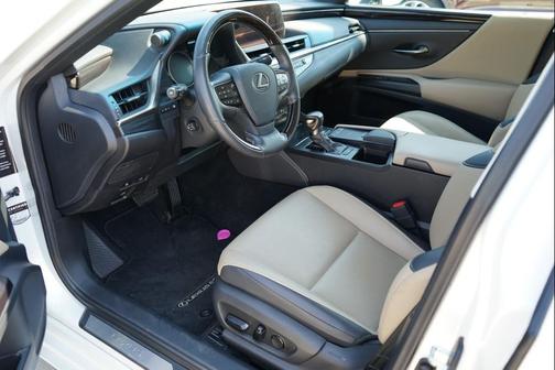 2020 Lexus ES 350 Base