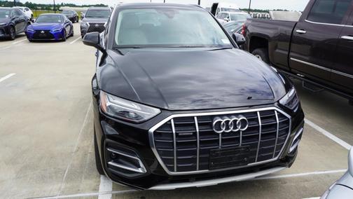 Black 2021 Audi Q5 45 Premium