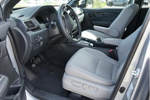 2023 Honda Passport AWD Elite