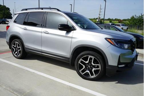 2023 Honda Passport AWD Elite