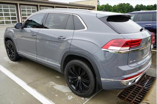 2020 Volkswagen Atlas Cross Sport 3.6L V6 SEL Premium R-Line
