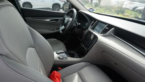 2024 INFINITI QX50 LUXE