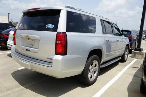 2018 Chevrolet Suburban Premier