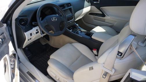 2010 Lexus IS 250C Base