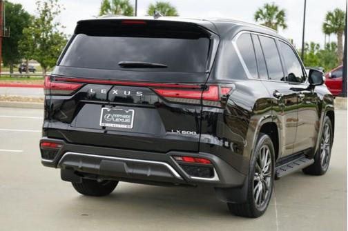 2023 Lexus LX 600 Base