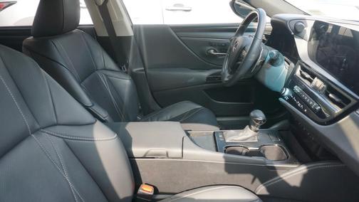 2023 Lexus ES 350 Ultra Luxury
