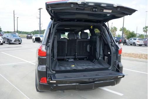 2021 Lexus LX 570 Three-Row