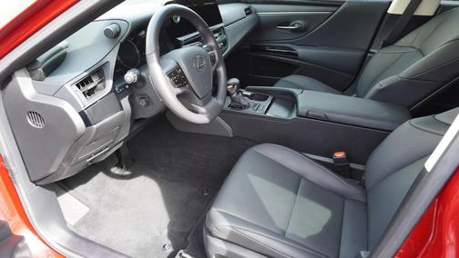 2025 Lexus ES 350 Base