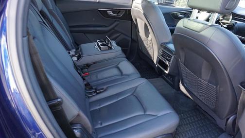 2021 Audi Q7 55 Prestige