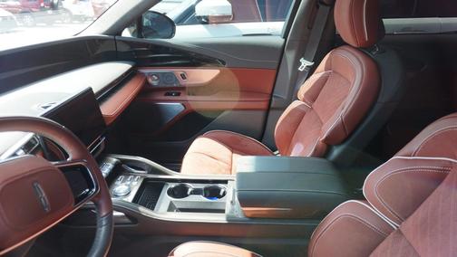 2024 Lincoln Nautilus Black Label