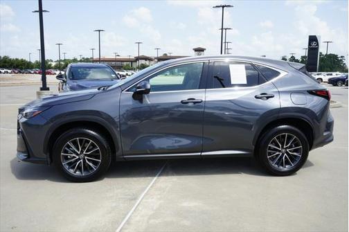 2025 Lexus NX 250 Premium
