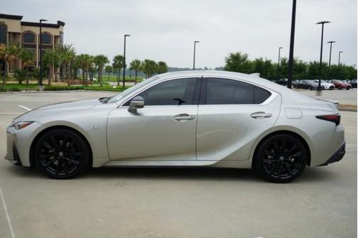 2022 Lexus IS 350 Base