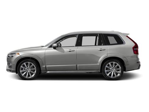 Bright Silver Metallic 2016 Volvo XC90 T6 Momentum