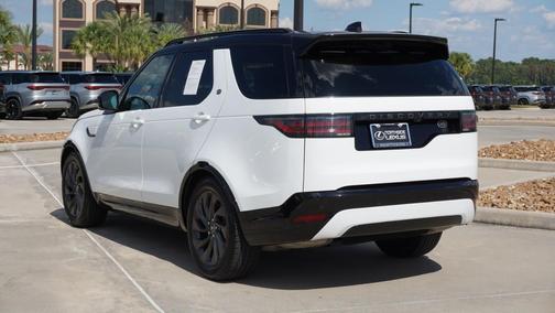 2023 Land Rover Discovery P300 S R-Dynamic