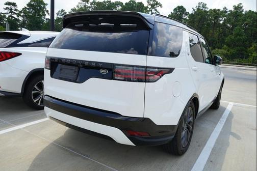 2023 Land Rover Discovery P300 S R-Dynamic