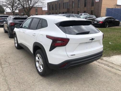 2024 Chevrolet Trax LS