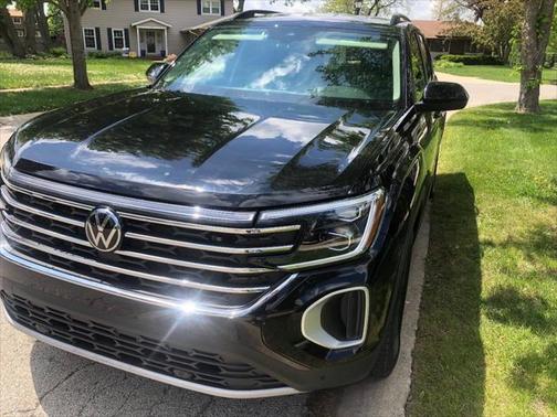 2024 Volkswagen Atlas 2.0T SE w/Technology 4MOTION