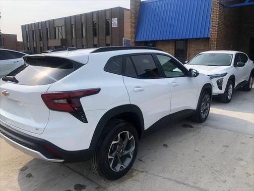 2024 Chevrolet Trax LT