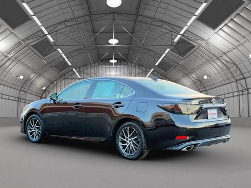 2016 Lexus ES 350 Base