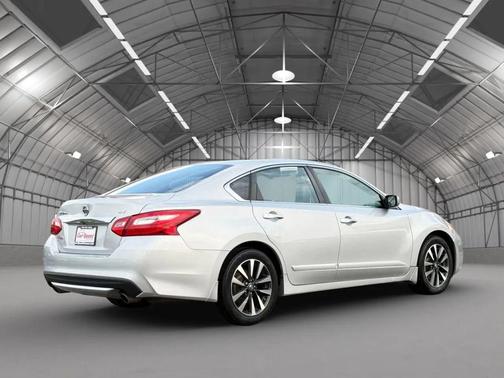 2016 Nissan Altima 2.5 SV