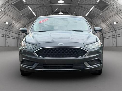 Magnetic Metallic 2018 Ford Fusion SE