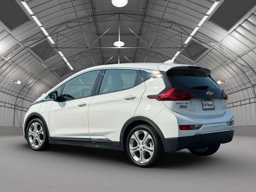 Summit White 2017 Chevrolet Bolt EV LT