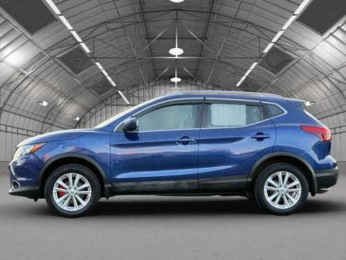 2017 Nissan Rogue Sport SV