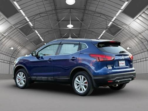2017 Nissan Rogue Sport SV