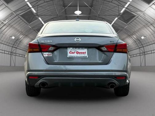 2021 Nissan Altima SR FWD