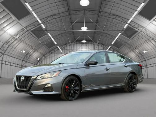 2021 Nissan Altima SR FWD