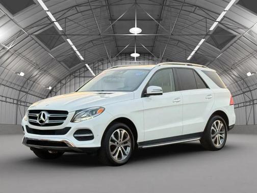 White 2019 Mercedes-Benz GLE 400 Base 4MATIC