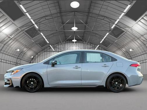 White 2022 Toyota Corolla SE