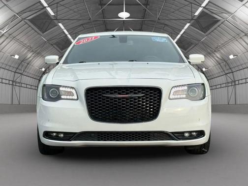 2021 Chrysler 300 S