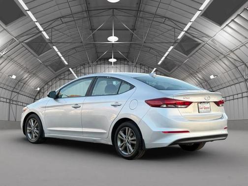 Symphony Silver 2018 Hyundai ELANTRA SEL