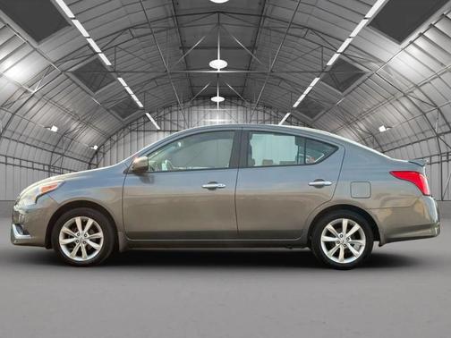 2016 Nissan Versa 1.6 SL