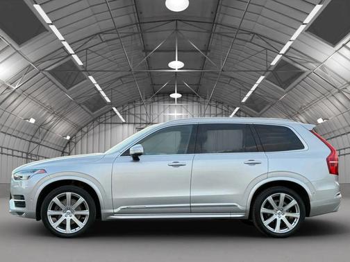 2019 Volvo XC90 T6 Inscription