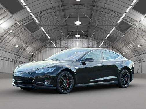 Black 2015 Tesla Model S P85D
