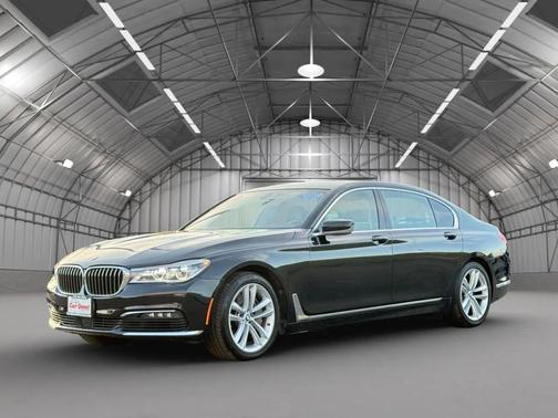 2018 BMW 750 i xDrive