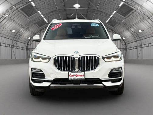 White 2019 BMW X5 xDrive40i