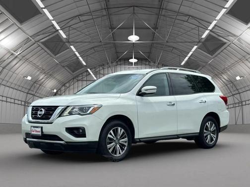 2020 Nissan Pathfinder SV 4WD