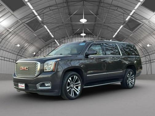 2017 GMC Yukon XL Denali