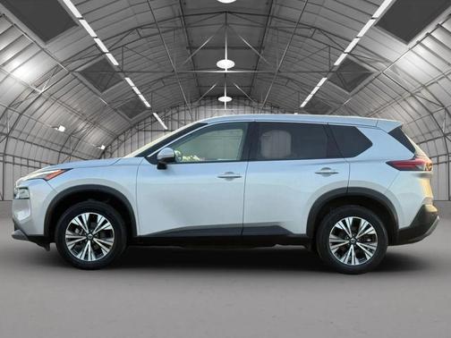Brilliant Silver Metallic 2021 Nissan Rogue SV