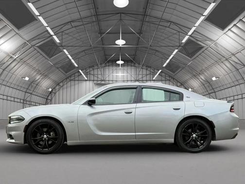 2016 Dodge Charger R/T