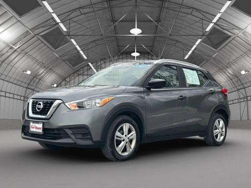 2019 Nissan Kicks S