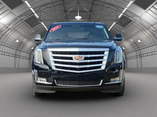 2016 Cadillac Escalade Luxury
