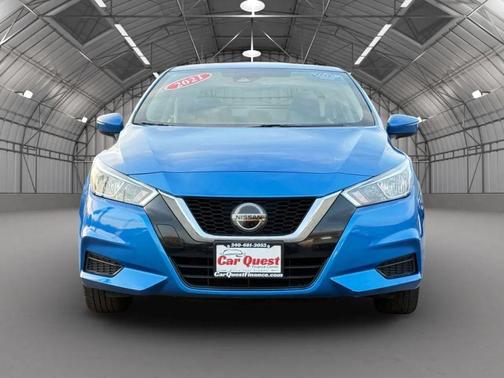 Electric Blue Metallic 2021 Nissan Versa 1.6 SV
