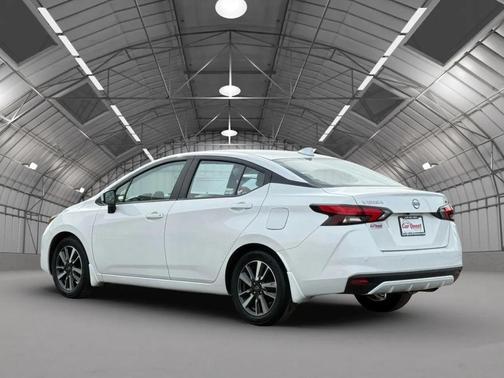 2024 Nissan Versa 1.6 SV