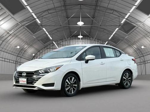 2024 Nissan Versa 1.6 SV