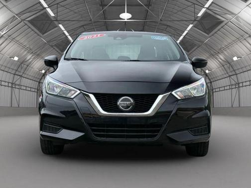 2021 Nissan Versa 1.6 SV